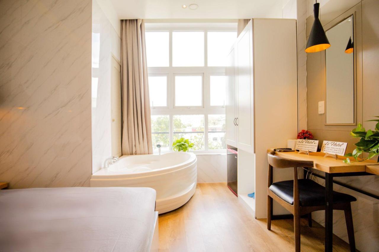 La Hotel Q10 Ho Chi Minh-staden Exteriör bild