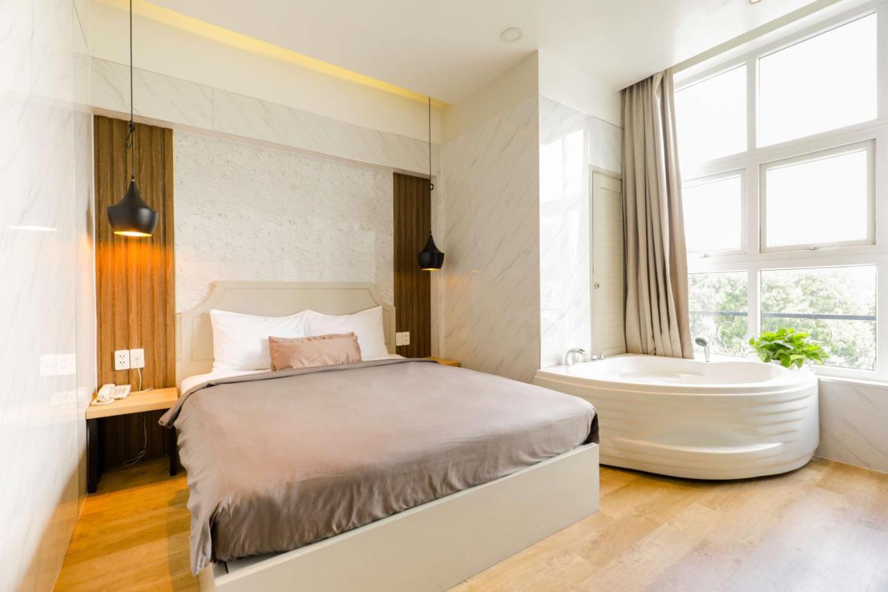 La Hotel Q10 Ho Chi Minh-staden Exteriör bild